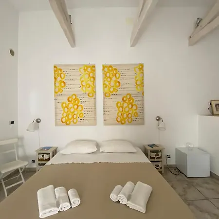 فندق مبيت وإفطار La Torre E Il Mare By Sthey