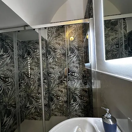 فندق مبيت وإفطار La Torre E Il Mare By Sthey