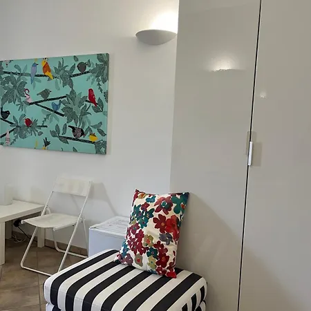 Bed & Breakfast La Torre E Il Mare By Sthey 3*